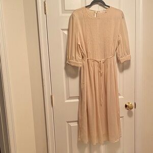 WLDRSD Elegant Cream Midi Dress…size XL